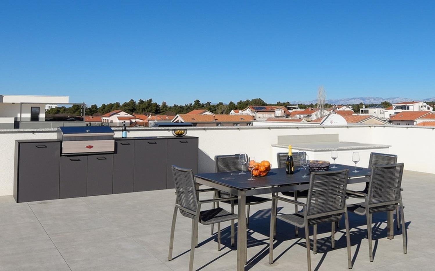 Fux Luxury Rooftop Terrace Jacuzzi & Bbq Ζαντάρ Εξωτερικό φωτογραφία